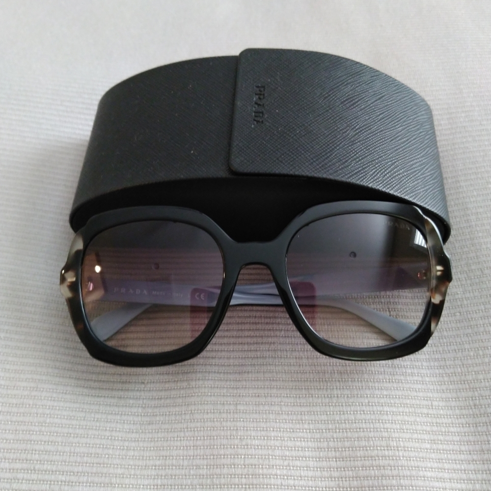 New Prada Sunglasses w Case All offers welcome